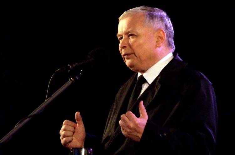 Kaczyński: We will protect a normal family of a man, woman and kids