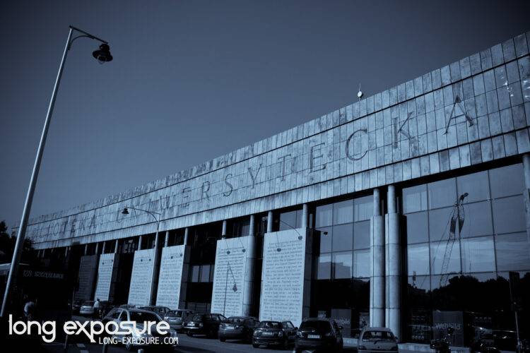 Spectacular Theft at the University of Warsaw Library: Valuable 19th Century Volumes Missing