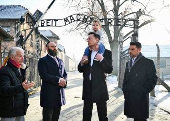 Musk Visits Auschwitz Amid Controversy