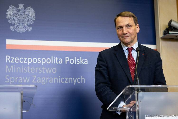 Polish Foreign Minister Claps Back at Putin’s Controversial Remarks