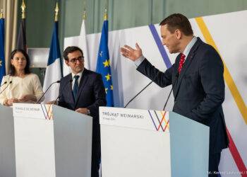 Europe Must Not Allow Putin to Claim Victory, Polish FM Sikorski