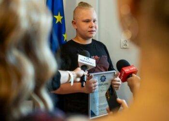 Heroic 11-Year-Old Boy Saves Unconscious Woman