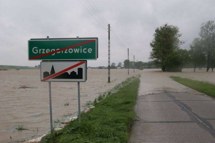 Flood Threat Looms Over Southern Poland as Heavy Rains Approach